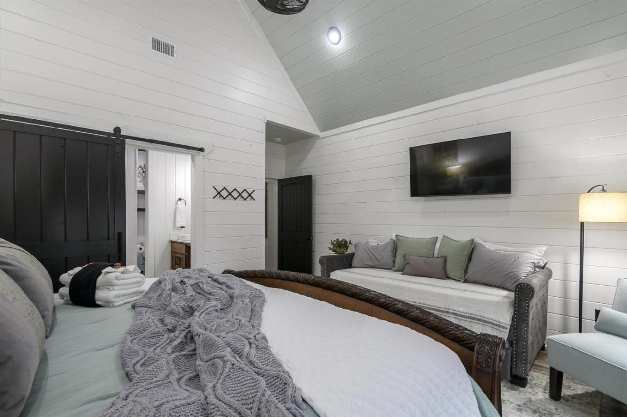 Aps Landing Villa Broken Bow Eksteriør billede